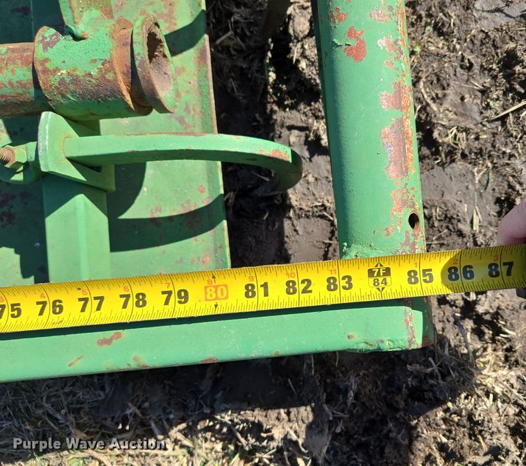 image for item EQ6708 Skid steer bale accumulator grapple