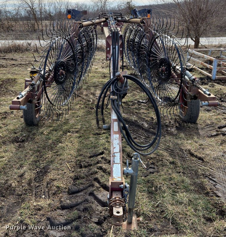 image for item EQ6710 M&W DF-12 hay rake