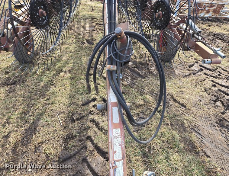 image for item EQ6710 M&W DF-12 hay rake