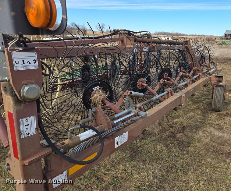 image for item EQ6710 M&W DF-12 hay rake