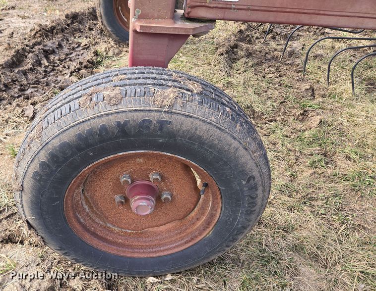 image for item EQ6710 M&W DF-12 hay rake