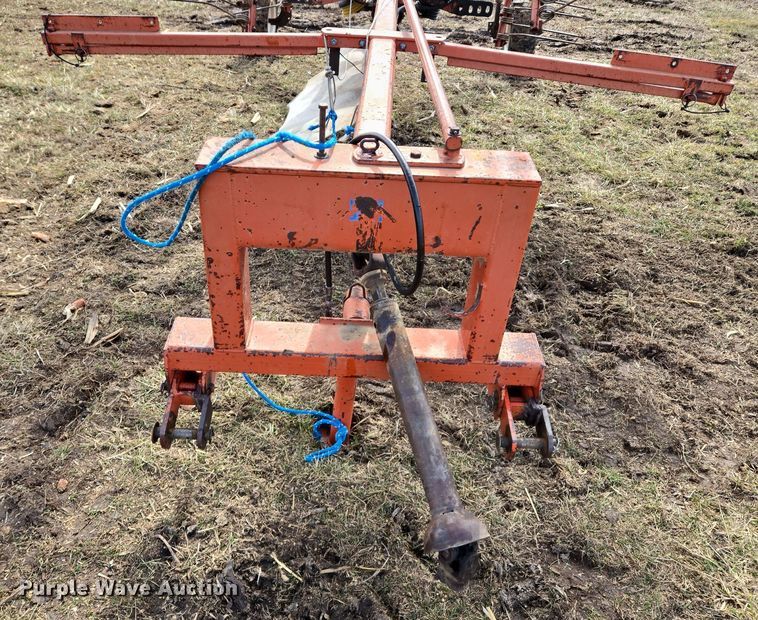 image for item EQ6711 1994 Kuhn  GA7301 rotary hay rake