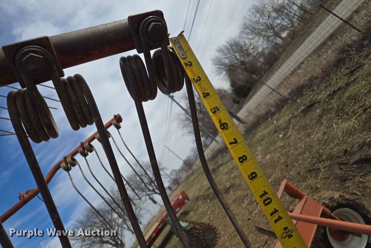 image for item EQ6711 1994 Kuhn  GA7301 rotary hay rake