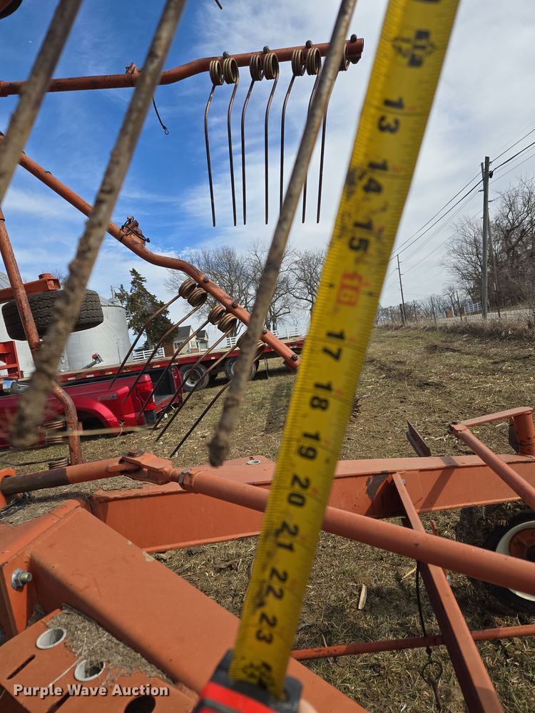 image for item EQ6711 1994 Kuhn  GA7301 rotary hay rake