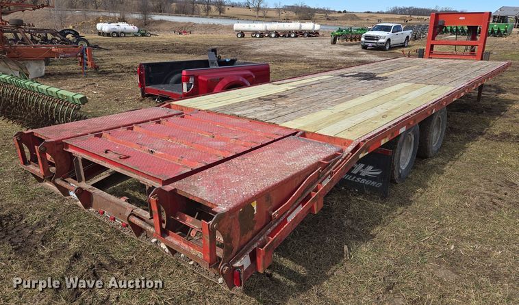 image for item EQ6714 2008 Hillsboro  700 equipment trailer