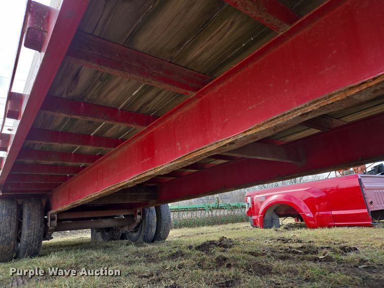 image for item EQ6714 2008 Hillsboro  700 equipment trailer