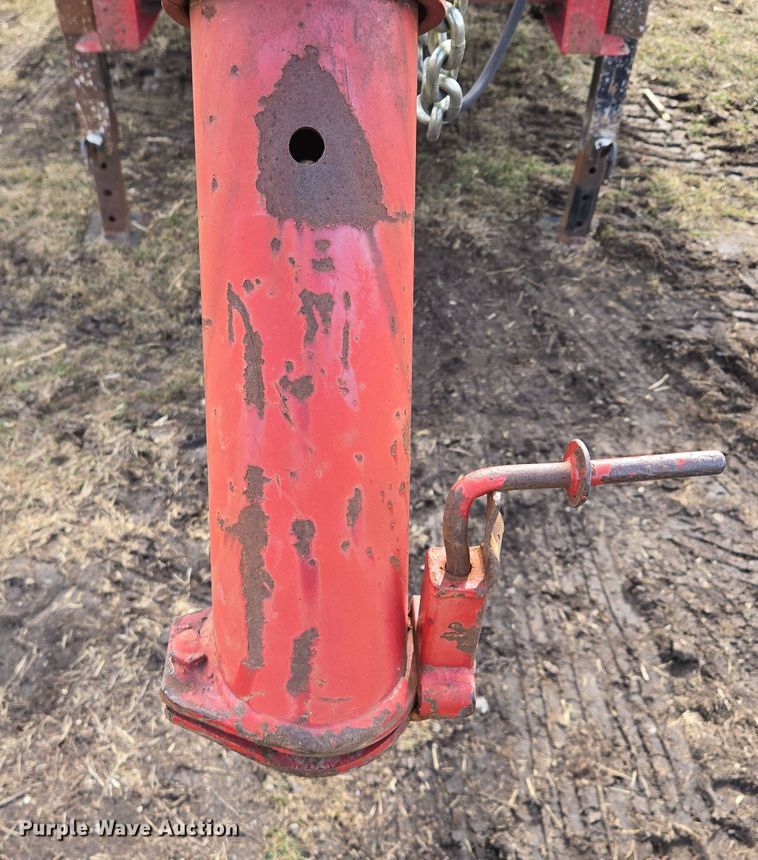 image for item EQ6714 2008 Hillsboro  700 equipment trailer