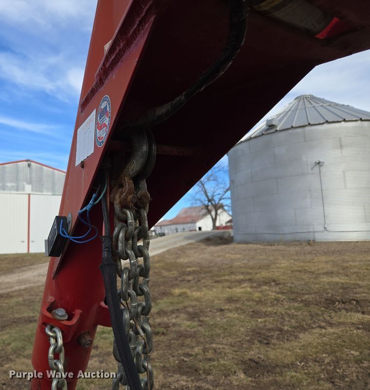 image for item EQ6714 2008 Hillsboro  700 equipment trailer