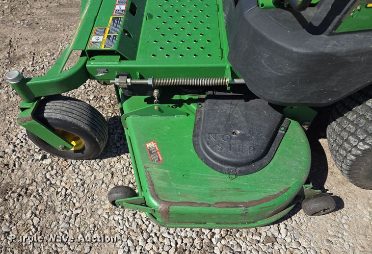 image for item EQ6816 John Deere ZTrak 997 ZTR lawn mower
