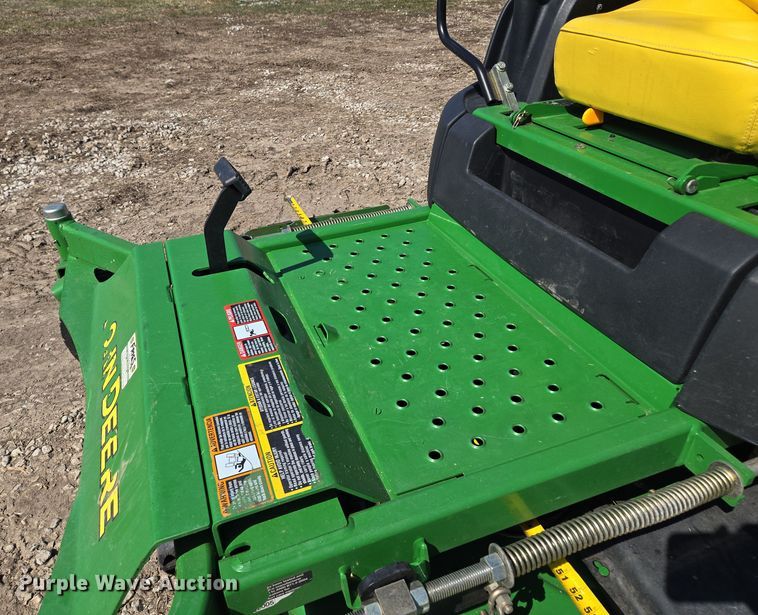 image for item EQ6816 John Deere ZTrak 997 ZTR lawn mower