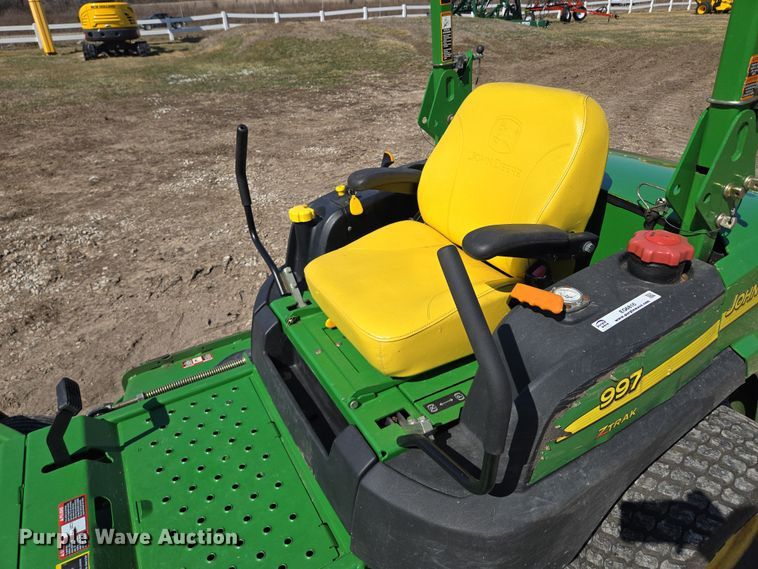 image for item EQ6816 John Deere ZTrak 997 ZTR lawn mower