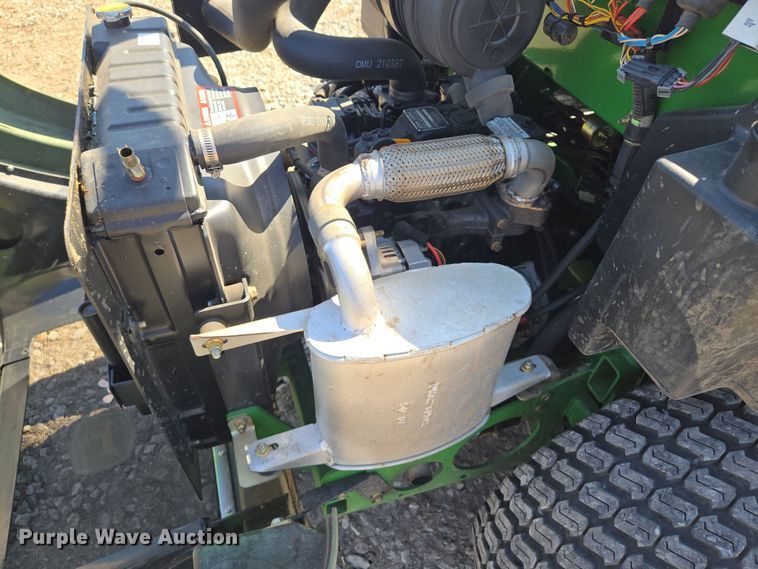 image for item EQ6816 John Deere ZTrak 997 ZTR lawn mower