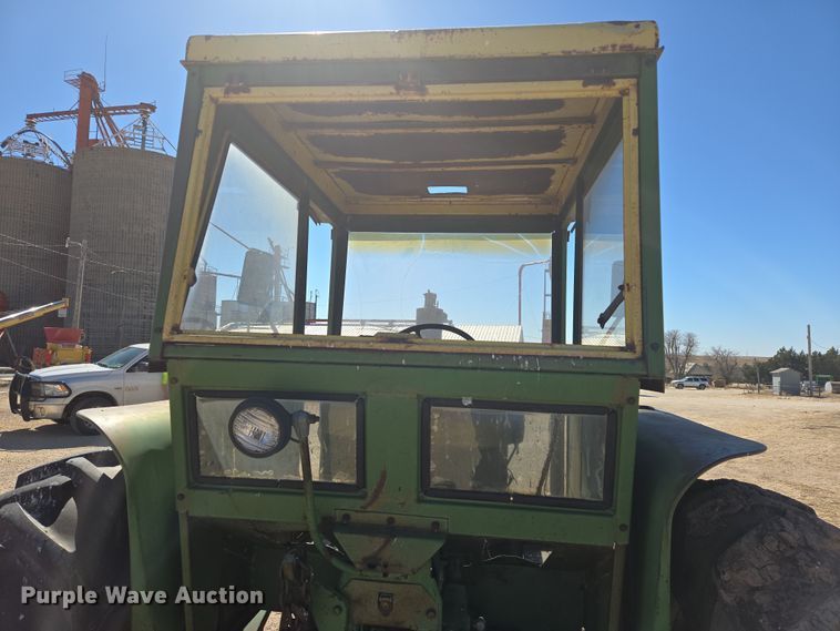 image for item ER8766 1962 John Deere 3010 tractor