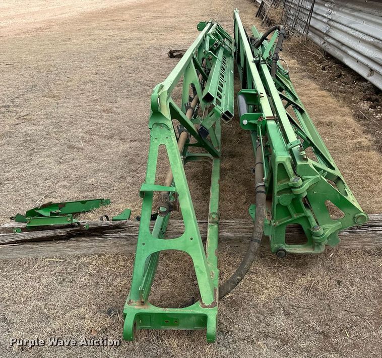 image for item ER8809 John Deere R4038 sprayer boom assembly