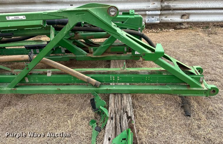 image for item ER8809 John Deere R4038 sprayer boom assembly