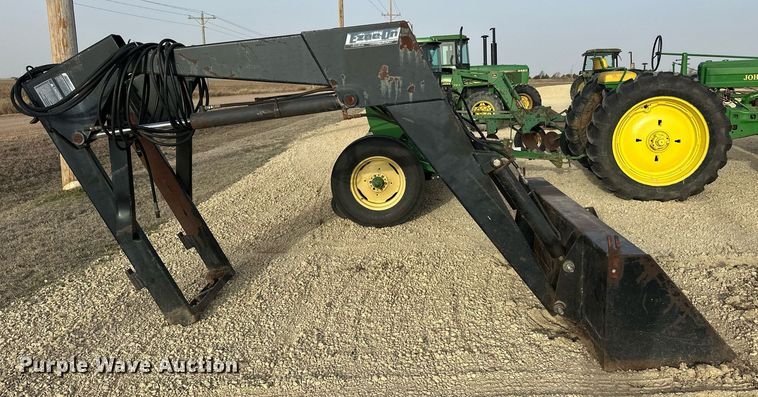 image for item ER8899 Ezee-On 2100 loader