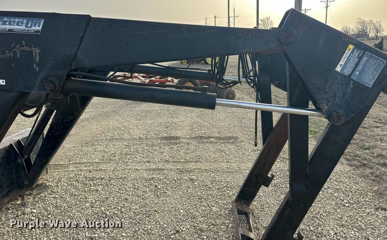 image for item ER8899 Ezee-On 2100 loader