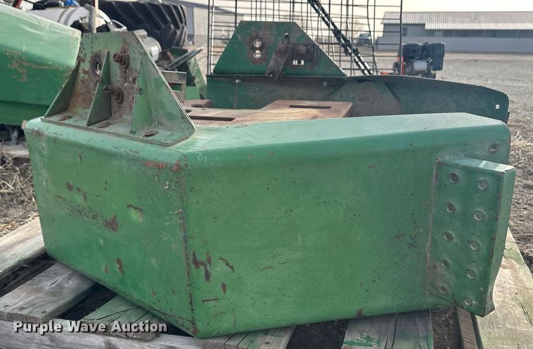 image for item ER8900 Tractor parts