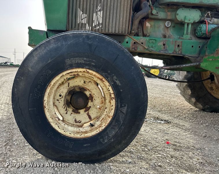 image for item ER8901 1975 John Deere 4230 tractor