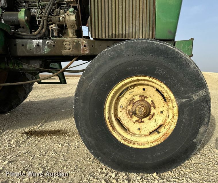 image for item ER8901 1975 John Deere 4230 tractor