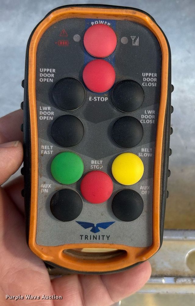 image for item EY9885 2021 Trinity Trailers live bottom trailer