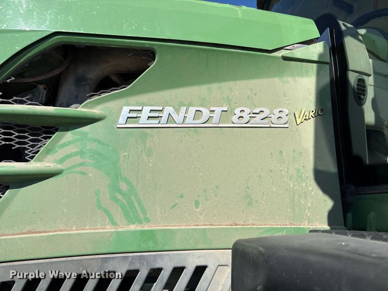 image for item EY9887 2013 Fendt 828 Vario MFWD tractor