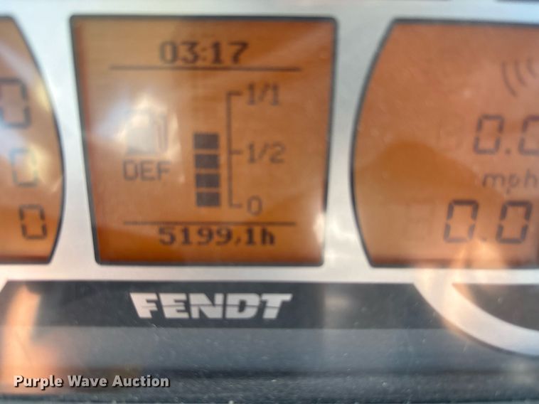 image for item EY9887 2013 Fendt 828 Vario MFWD tractor