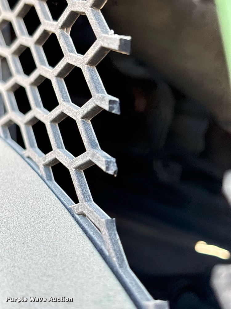 image for item EY9887 2013 Fendt 828 Vario MFWD tractor