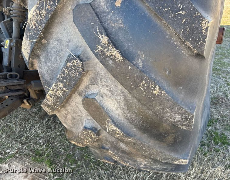 image for item EY9887 2013 Fendt 828 Vario MFWD tractor