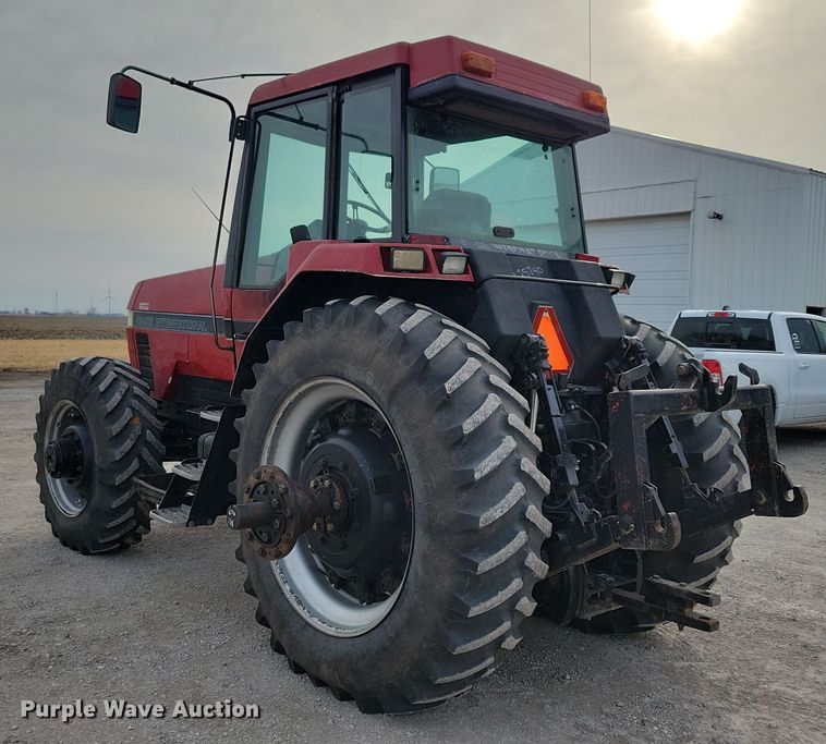 image for item NB9870 1992 Case 7150 Magnum MFWD tractor