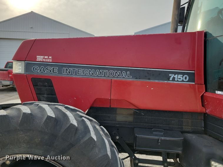 image for item NB9870 1992 Case 7150 Magnum MFWD tractor