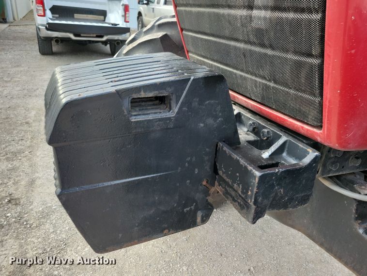 image for item NB9870 1992 Case 7150 Magnum MFWD tractor