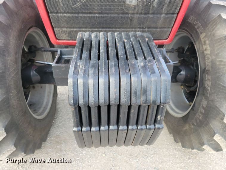 image for item NB9870 1992 Case 7150 Magnum MFWD tractor