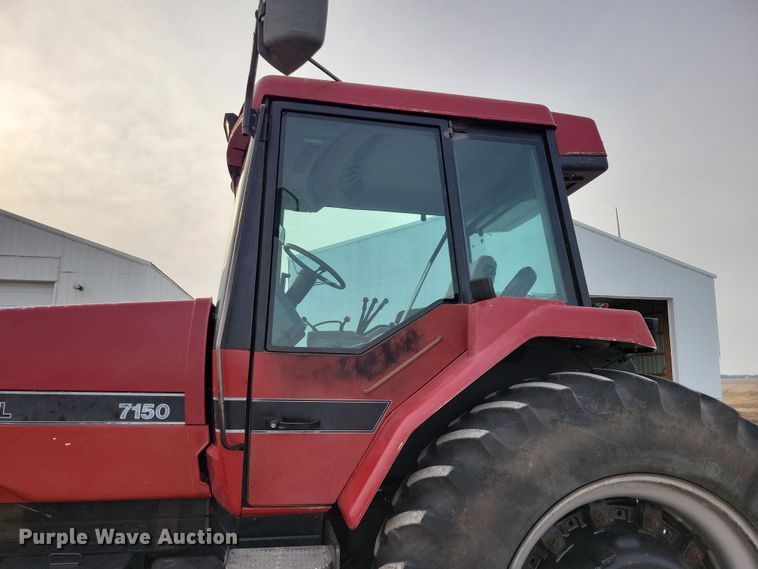 image for item NB9870 1992 Case 7150 Magnum MFWD tractor