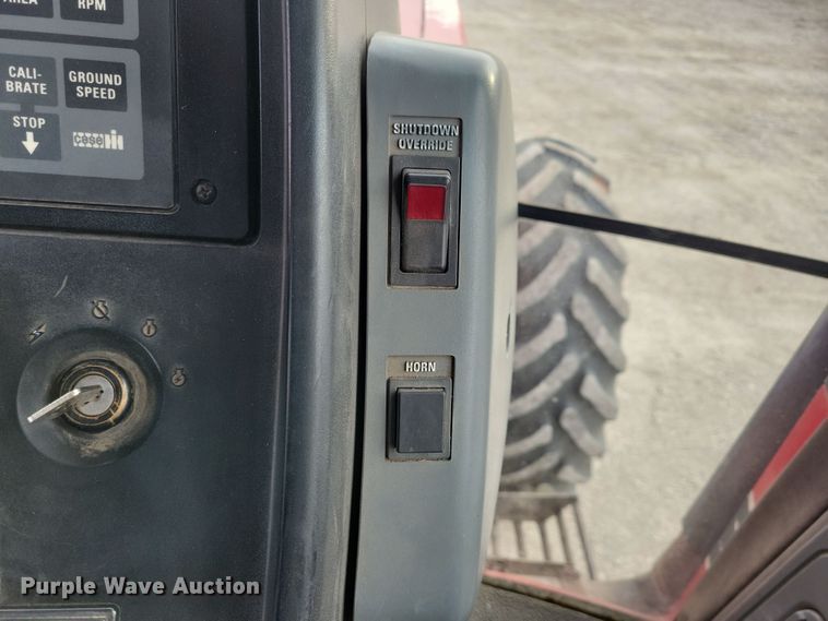 image for item NB9870 1992 Case 7150 Magnum MFWD tractor