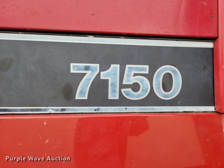 image for item NB9870 1992 Case 7150 Magnum MFWD tractor