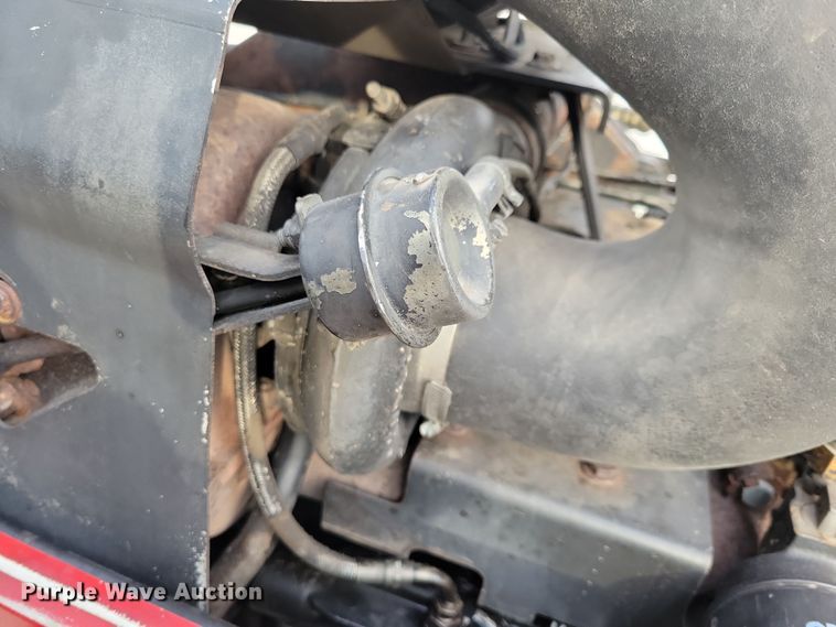 image for item NB9870 1992 Case 7150 Magnum MFWD tractor