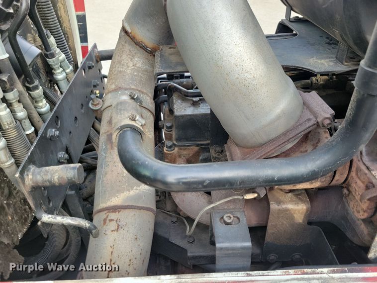 image for item NB9870 1992 Case 7150 Magnum MFWD tractor