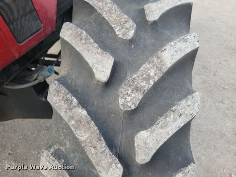 image for item NB9870 1992 Case 7150 Magnum MFWD tractor