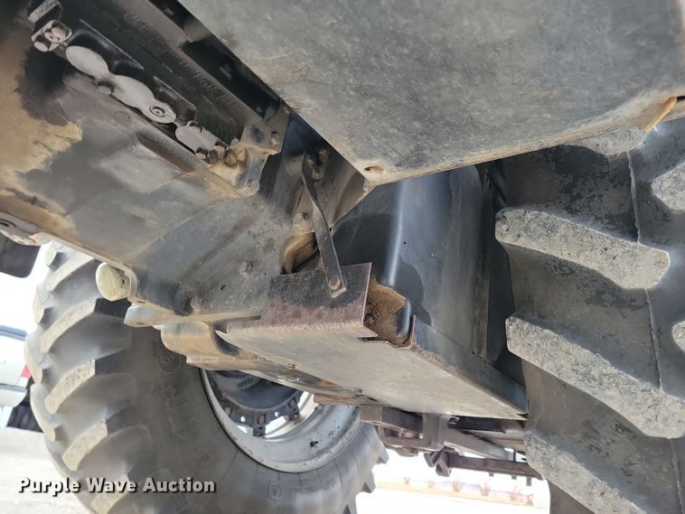 image for item NB9870 1992 Case 7150 Magnum MFWD tractor