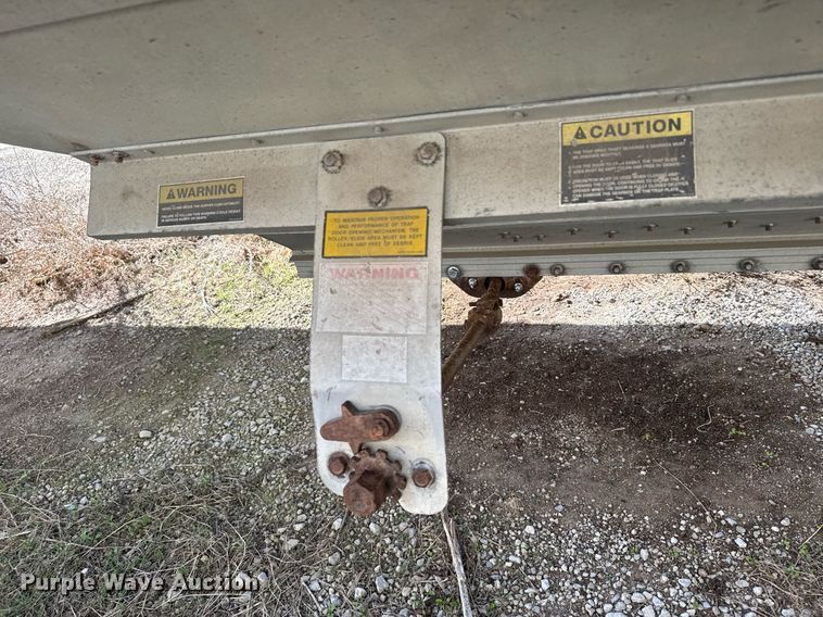 image for item NN9692 2008 Timpte grain trailer