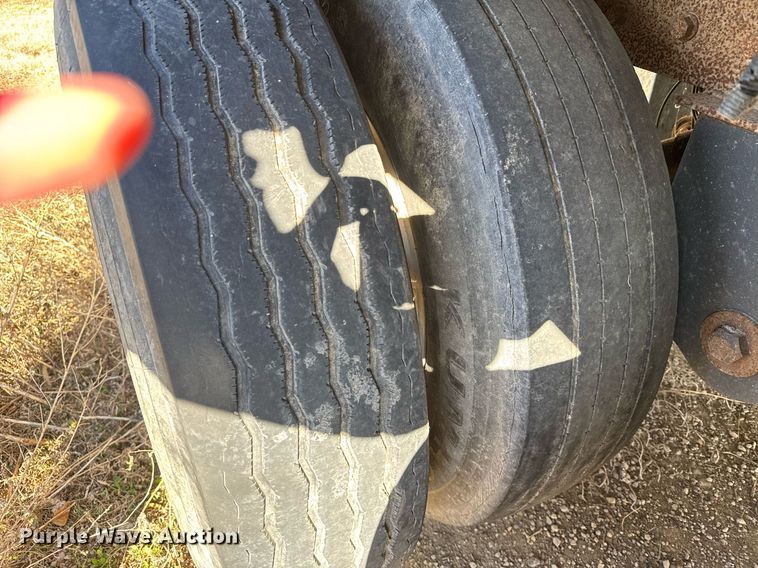 image for item NN9692 2008 Timpte grain trailer