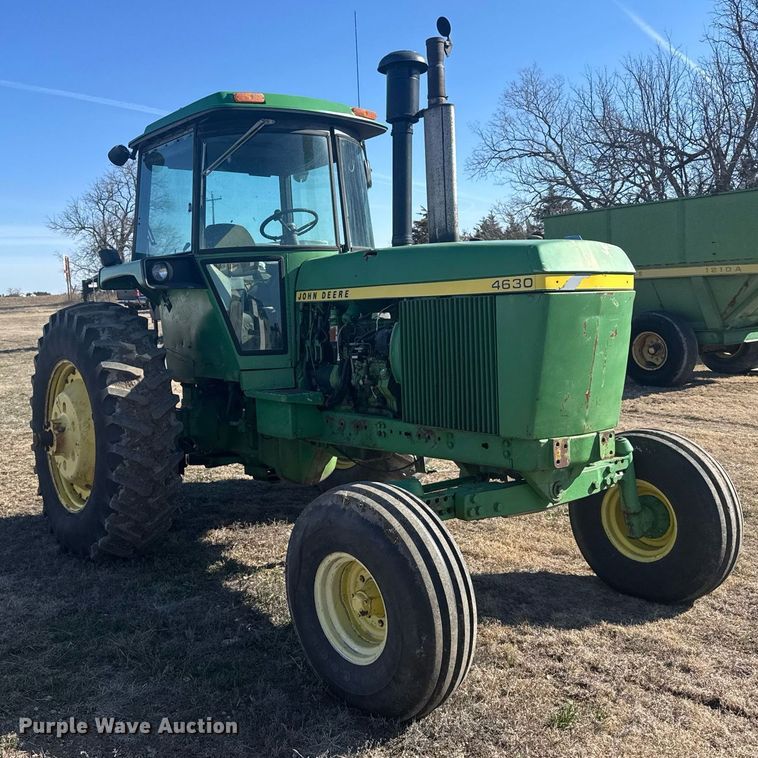 image for item NN9697 1975 John Deere 4630 tractor