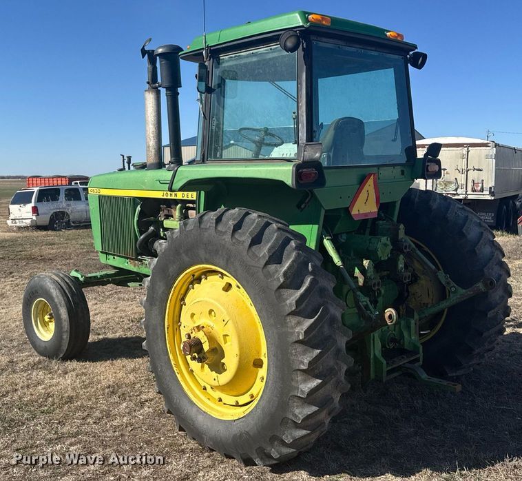 image for item NN9697 1975 John Deere 4630 tractor