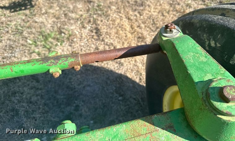 image for item NN9697 1975 John Deere 4630 tractor