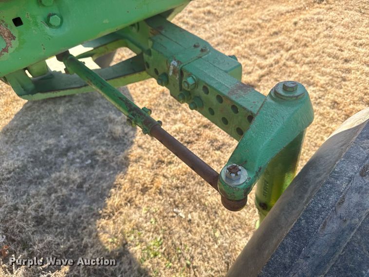 image for item NN9697 1975 John Deere 4630 tractor