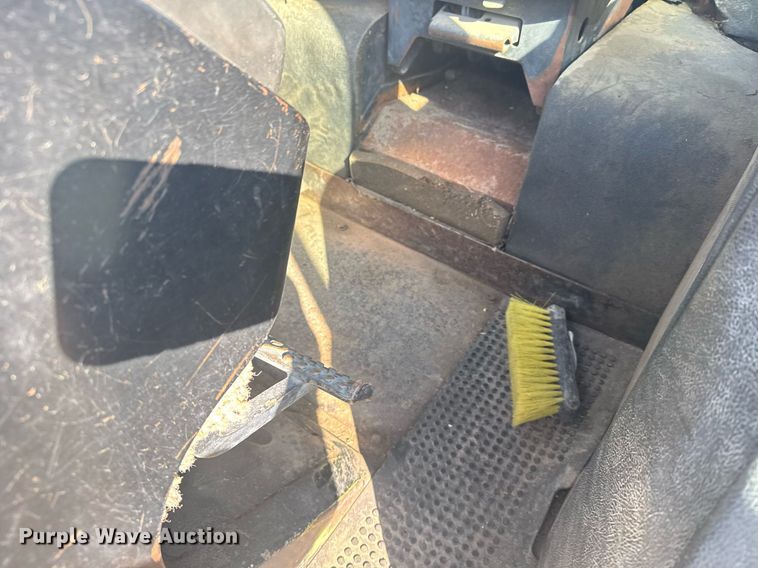 image for item NN9697 1975 John Deere 4630 tractor