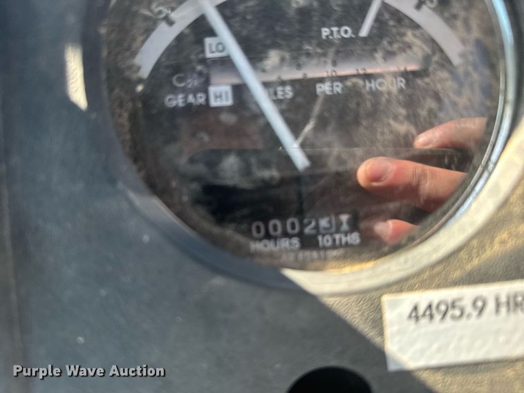 image for item NN9697 1975 John Deere 4630 tractor