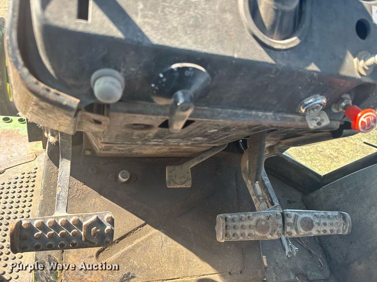 image for item NN9697 1975 John Deere 4630 tractor