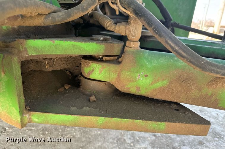 image for item NN9699 1991 John Deere 8760 4WD tractor